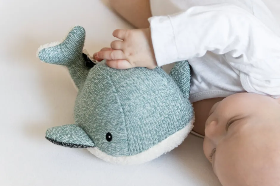 Flow Amsterdam Hartslagknuffel Moby Walvis Groen - Knuffel 24 Cm^ Peuterspeelgoed