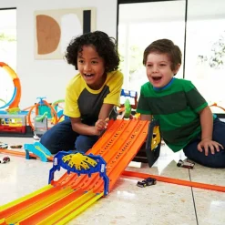 Hot Wheels Action Wervelende Looping^ Speelgoedvoertuigen