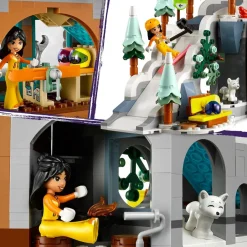 LEGO Friends Vakantie Skipiste En Cafe 41756^ Bouwspeelgoed