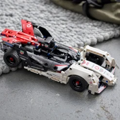 LEGO Technic Formula E Porsche 99X Electric 42137^ Lego
