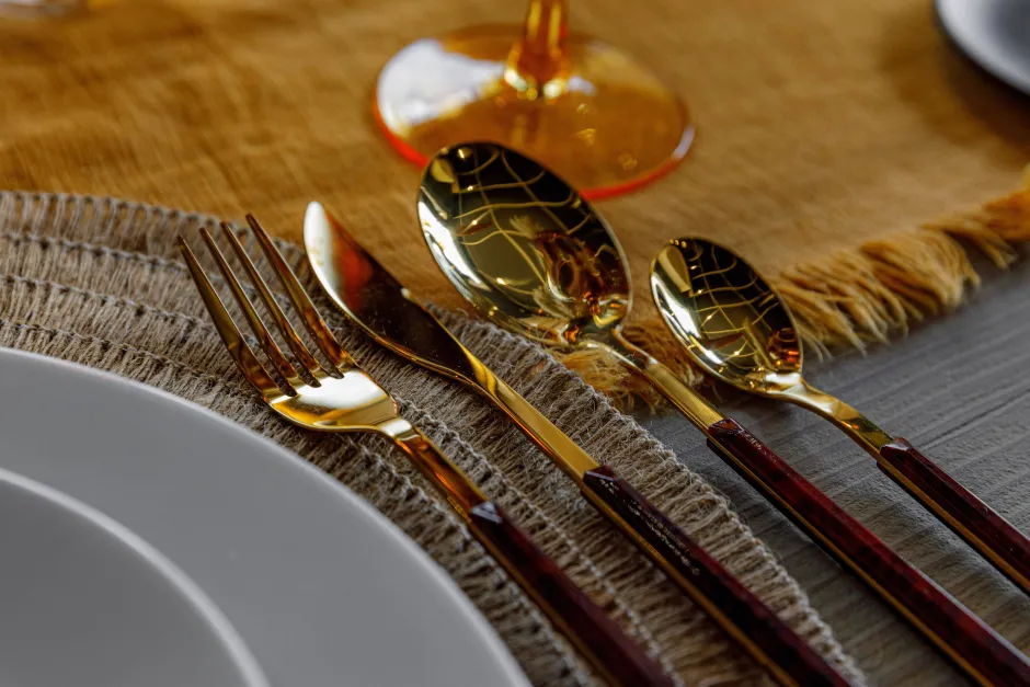 Mikasa Bestekset (16-Delig) (4 Personen) Clearance