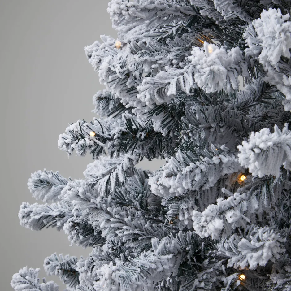 Nova Belle Verlichte Kerstboom Norway Pine (H215 X O109 Cm) Clearance