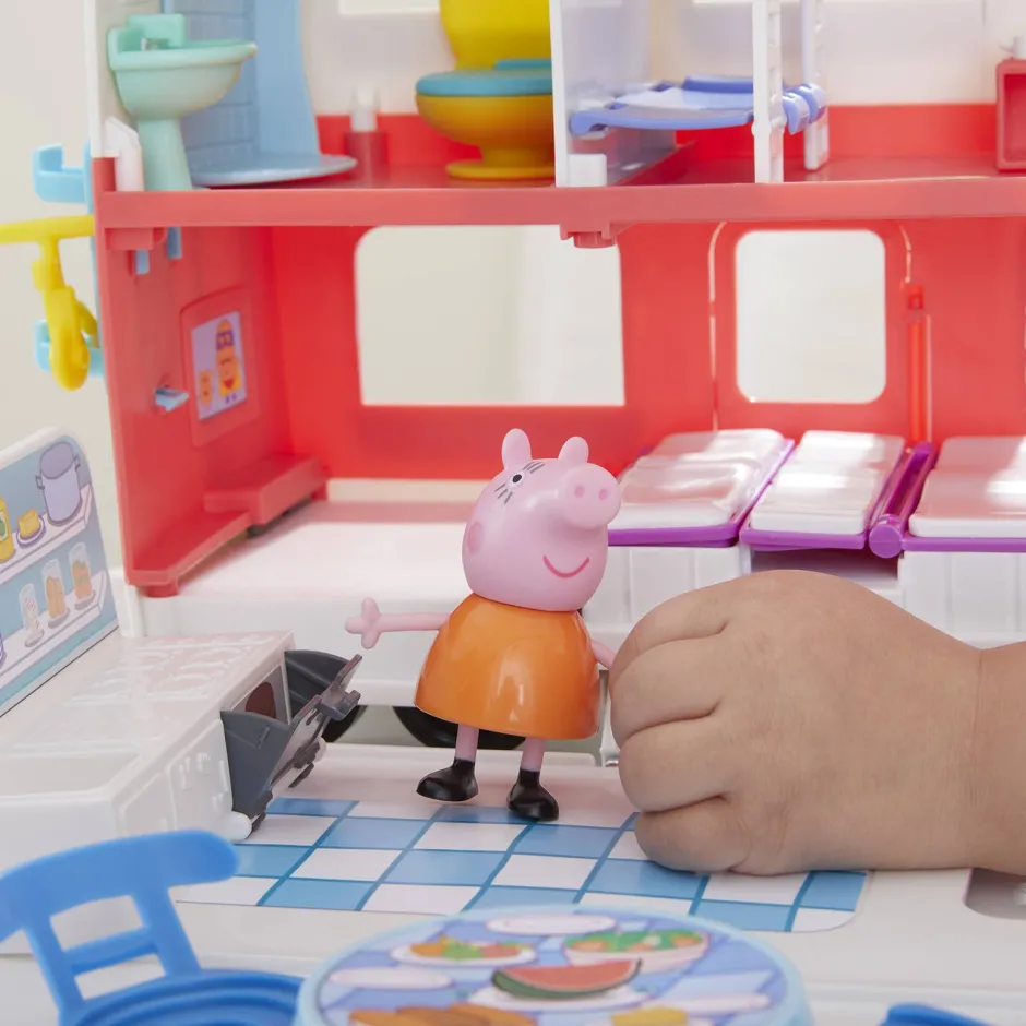 Peppa Pig Peppa'S Camper^ Speelfiguren